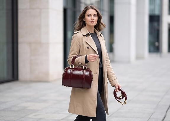 Women's  crossbody bag, elegant yet not bulky.